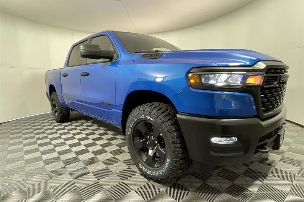 2025 Ram 1500 Warlock photo 1