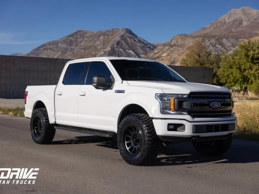 2020 Ford F-150 XLT photo 1