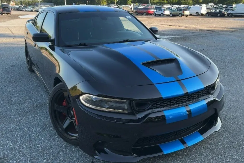 2019 Dodge Charger R/T photo 1