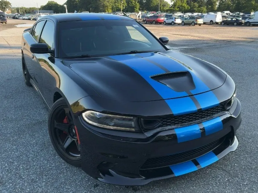 2019 Dodge Charger R/T photo 1