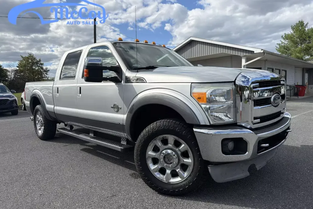2011 Ford F-250 Lariat photo 1