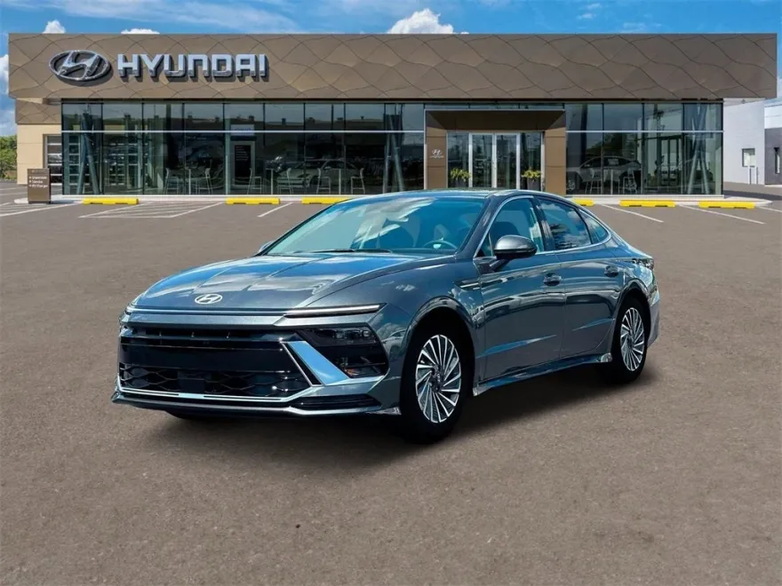 2024 Hyundai Sonata Hybrid SEL photo 1