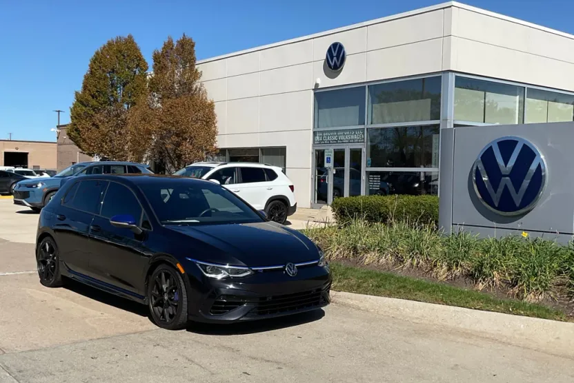 2023 Volkswagen Golf Anniversary Edition photo 1