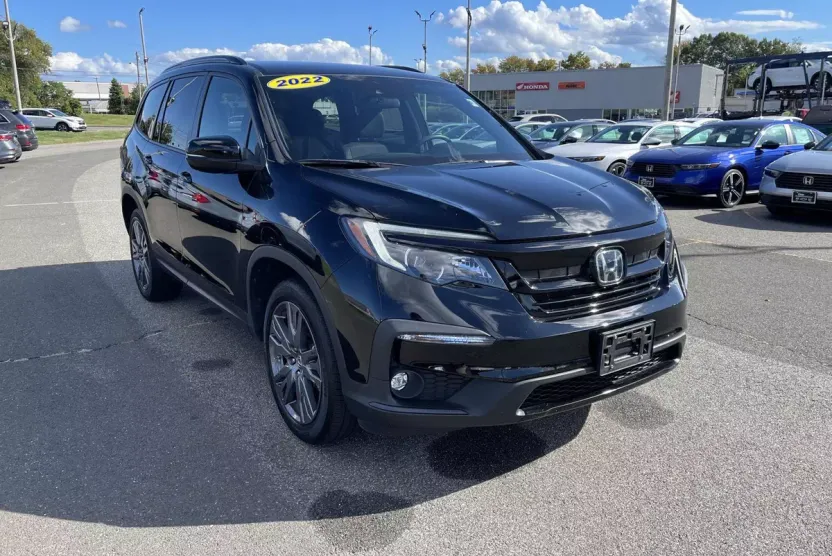 2022 Honda Pilot Sport photo 1