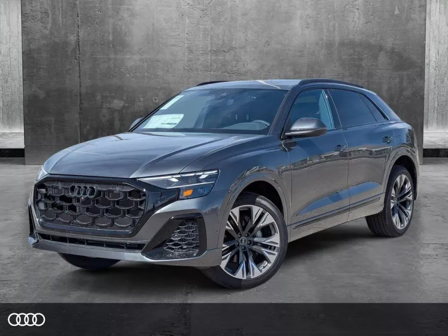 2025 Audi Q8 55 Premium Plus photo 1