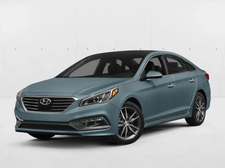 2015 Hyundai Sonata SE photo 1