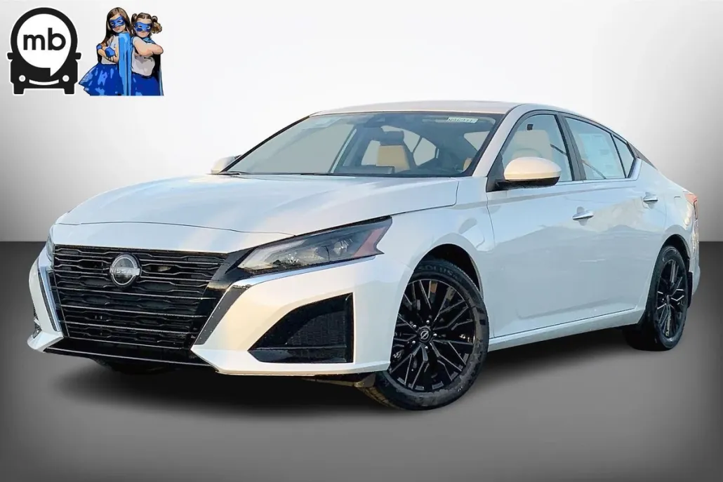 2025 Nissan Altima SV photo 1