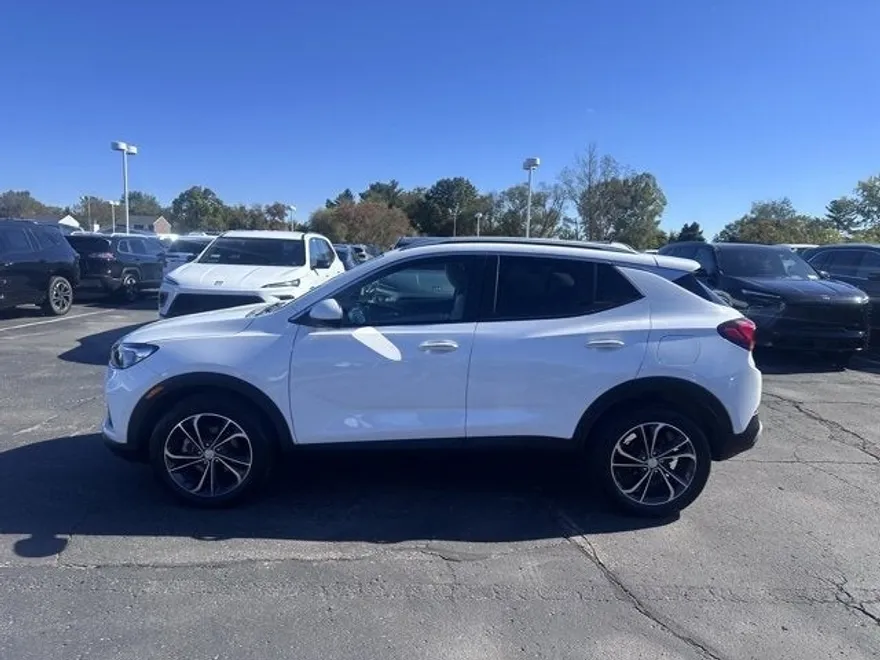 2023 Buick Encore GX Select photo 1
