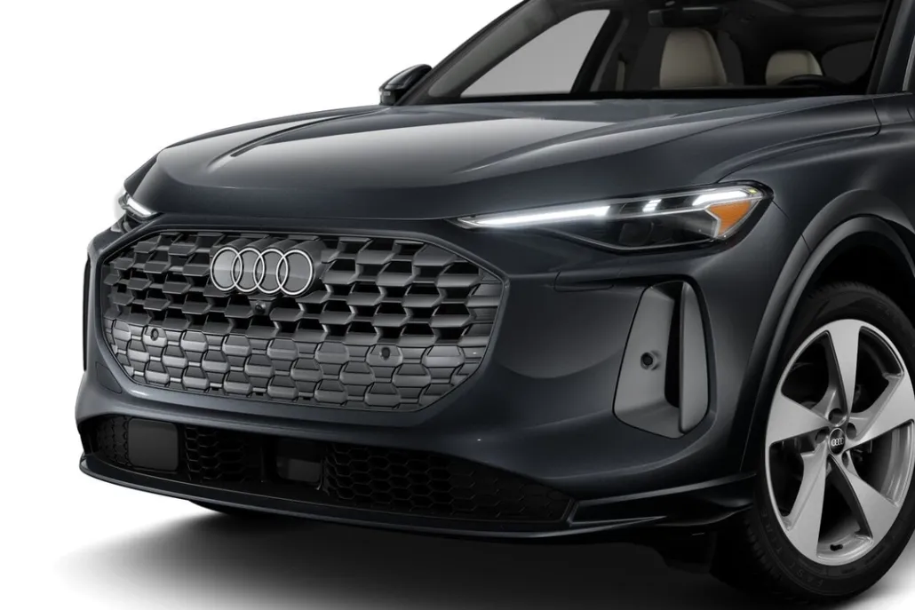 2025 Audi Q5 2.0T Prestige photo 1