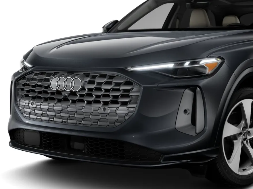 2025 Audi Q5 2.0T Prestige photo 1