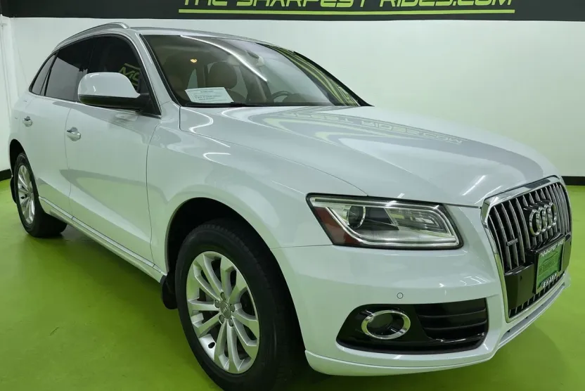 2015 Audi Q5 2.0T Premium photo 1
