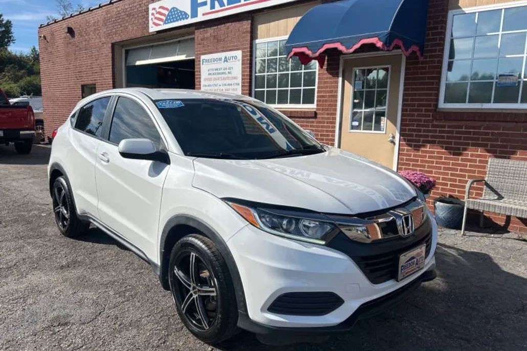 2022 Honda HR-V LX photo 1
