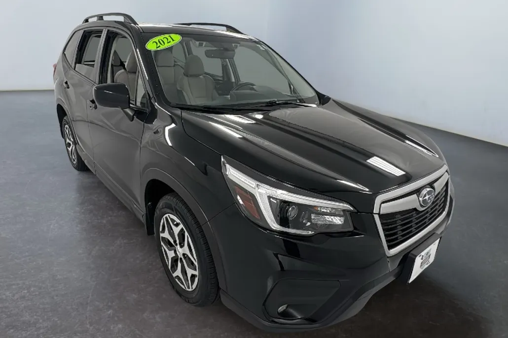 2021 Subaru Forester Premium photo 1