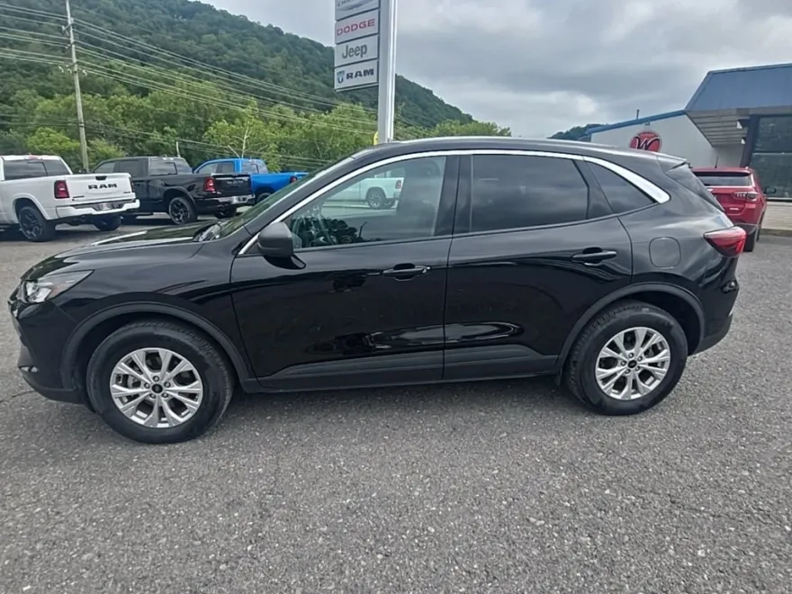 2024 Ford Escape Active photo 1