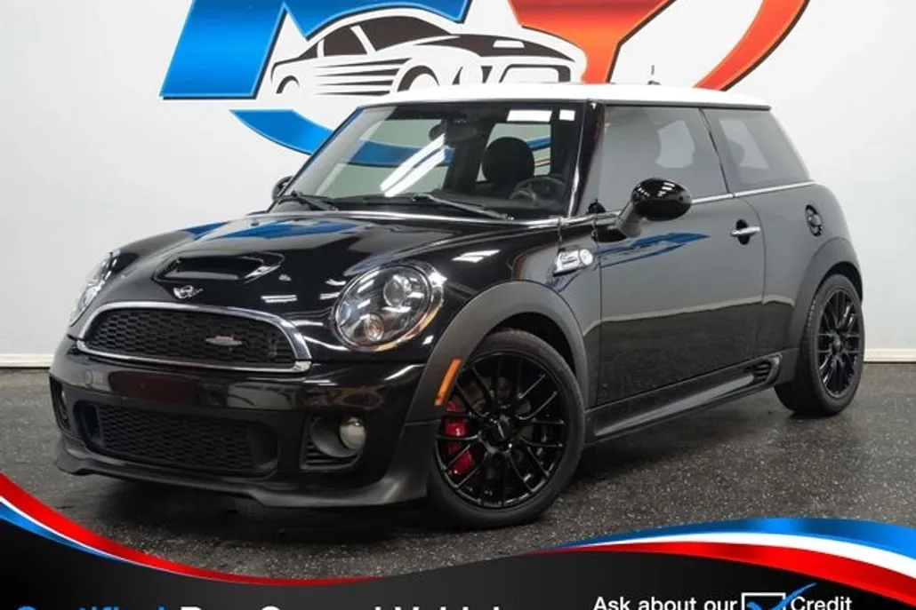 2012 Mini Cooper Hardtop John Cooper Works photo 1