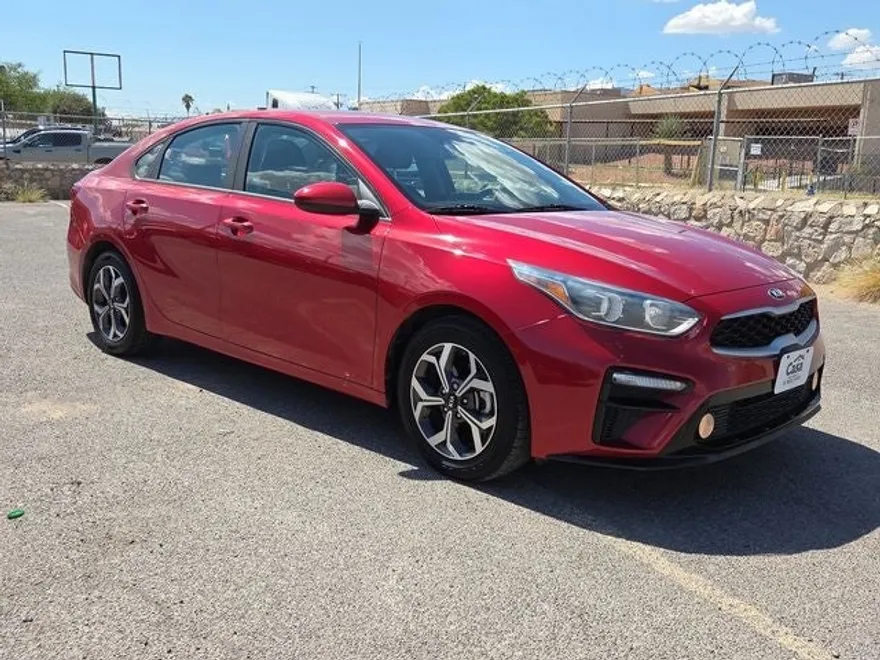 2020 Kia Forte LXS photo 1