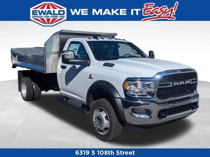 2024 Ram 5500 Tradesman photo 1