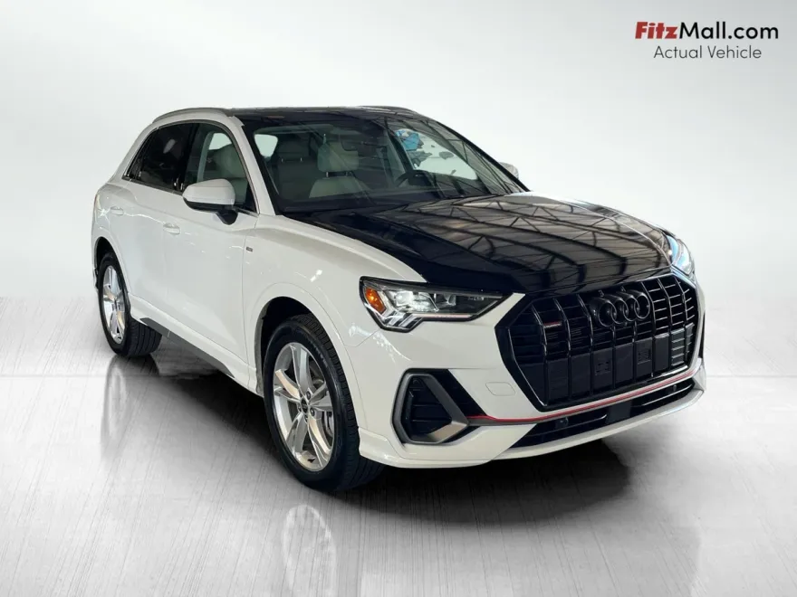 2024 Audi Q3 Premium Plus S line photo 1