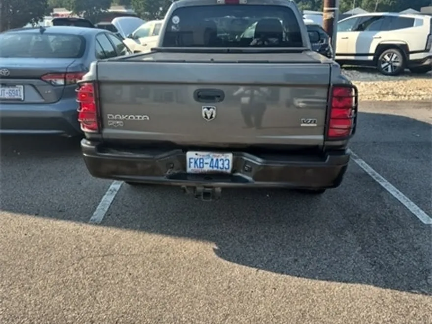 2005 Dodge Dakota Laramie photo 1