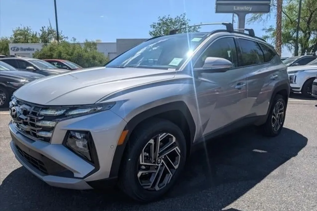 2025 Hyundai Tucson Hybrid Limited photo 1