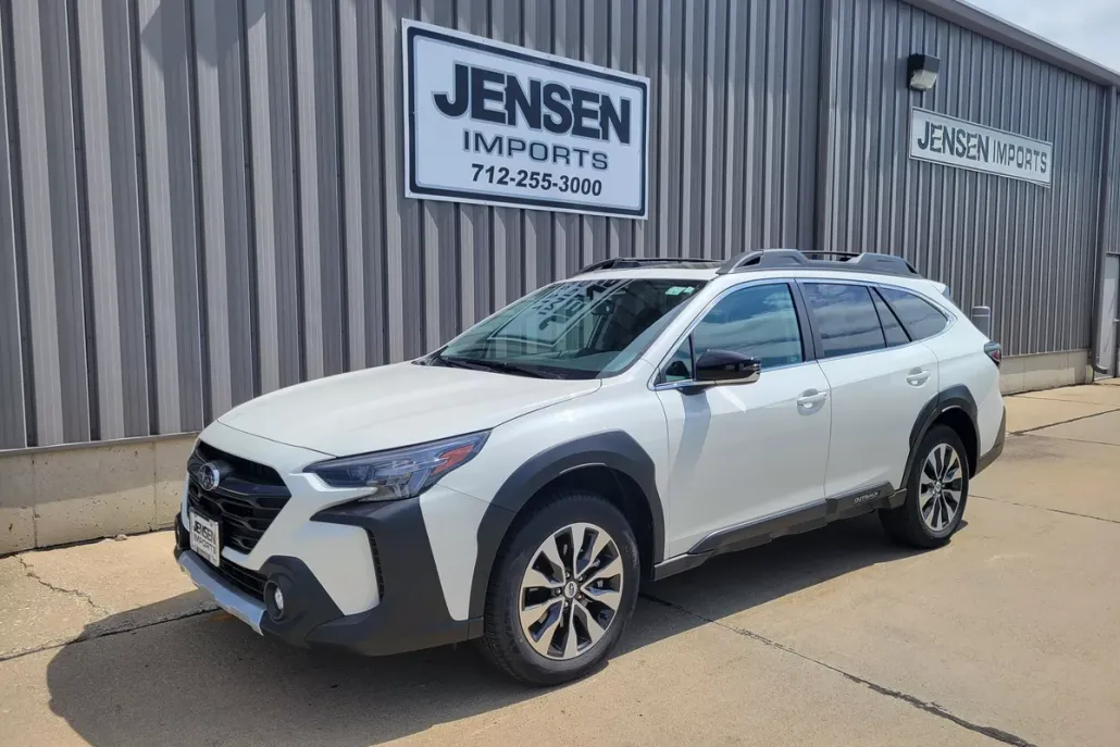 2024 Subaru Outback Limited photo 1