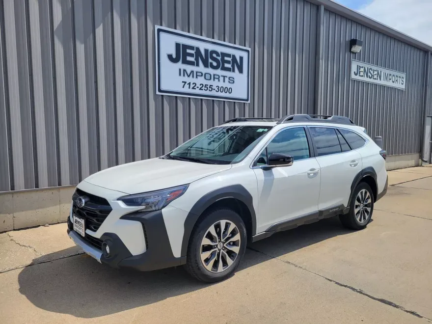 2024 Subaru Outback Limited photo 1