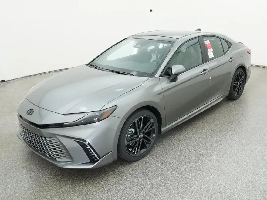 2025 Toyota Camry XSE photo 1