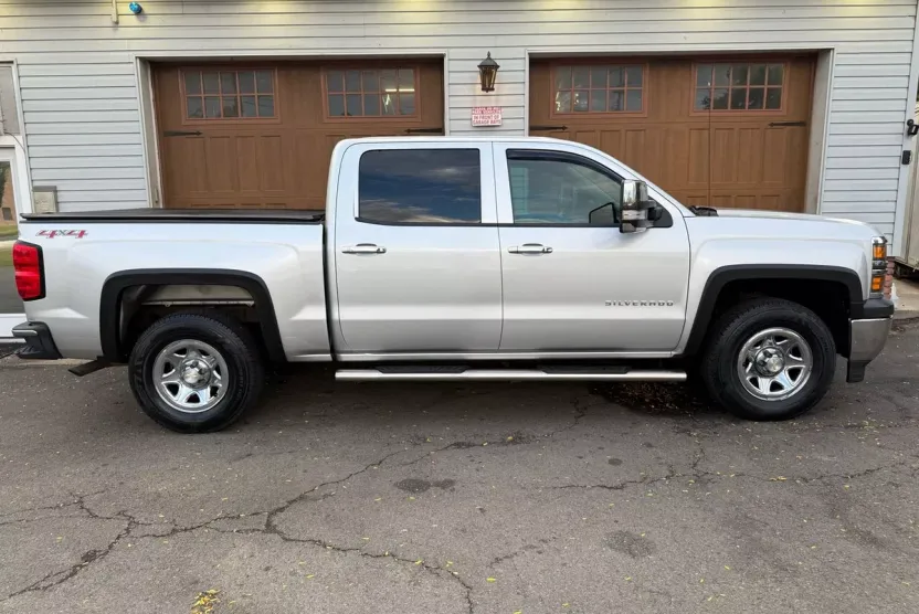 2015 Chevrolet Silverado 1500 LS photo 1