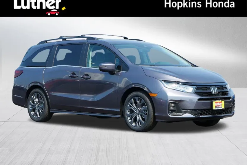 2026 Honda Odyssey Touring photo 1