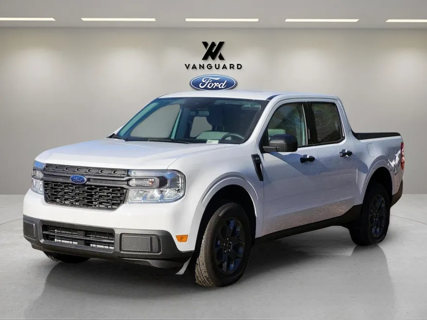 2023 Ford Maverick XLT photo 1