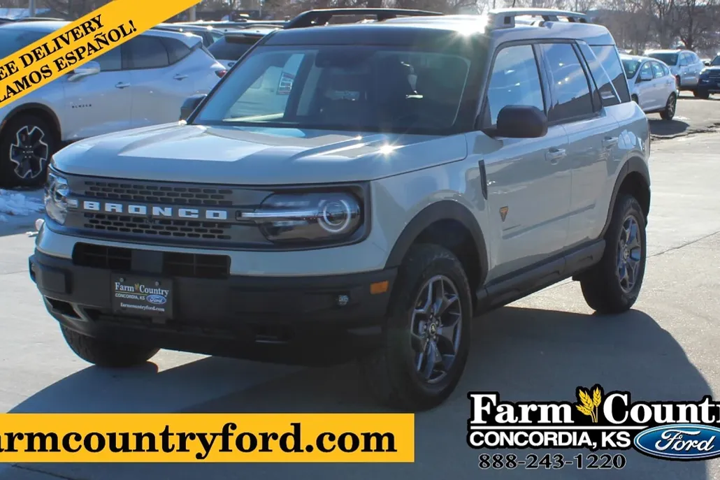 2024 Ford Bronco Sport Badlands photo 1