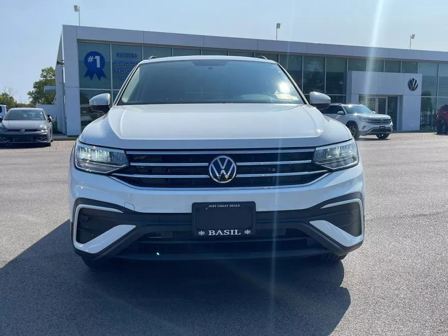 2022 Volkswagen Tiguan S photo 1