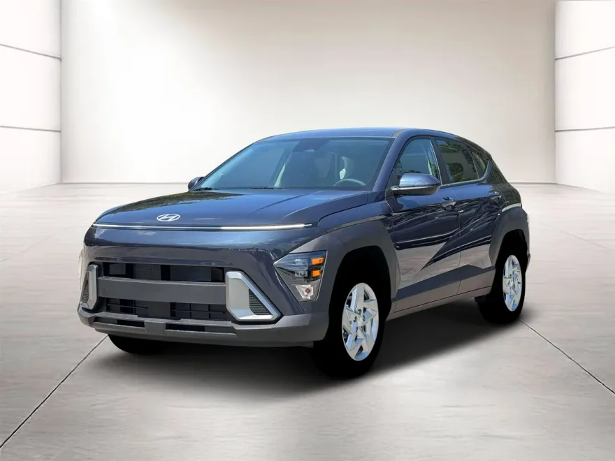 2026 Hyundai Kona SE photo 1