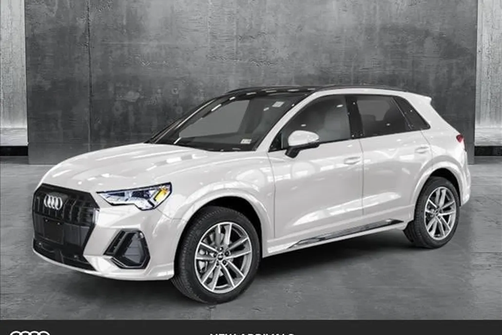 2025 Audi Q3 S line Premium Plus photo 1