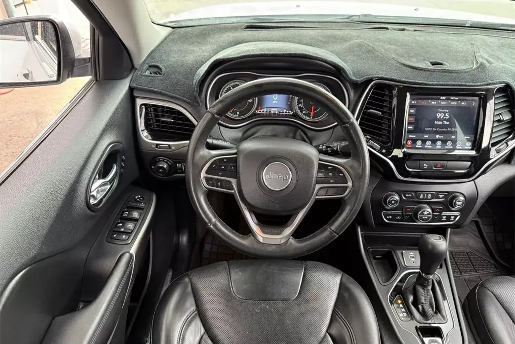 2019 Jeep Cherokee Limited photo 1