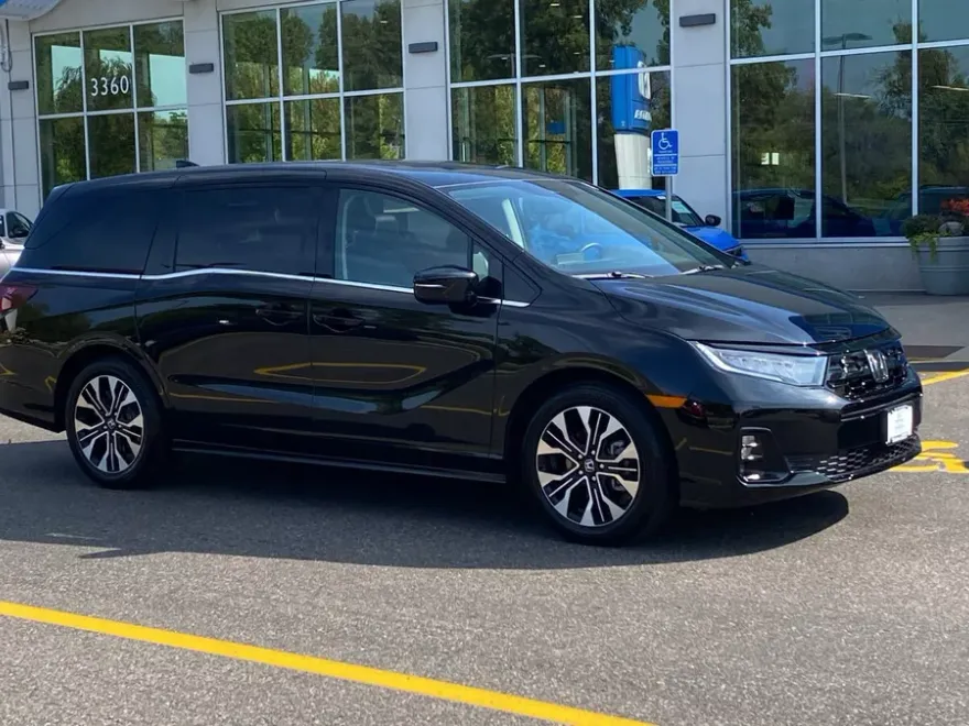 2025 Honda Odyssey Elite photo 1