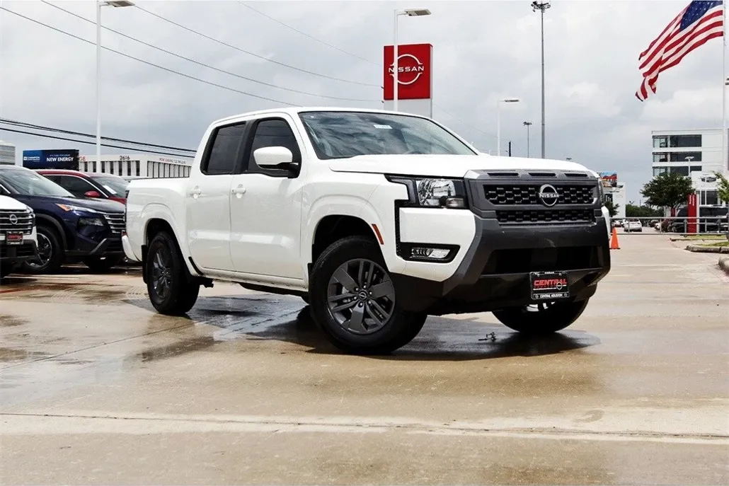 2025 Nissan Frontier SV photo 1