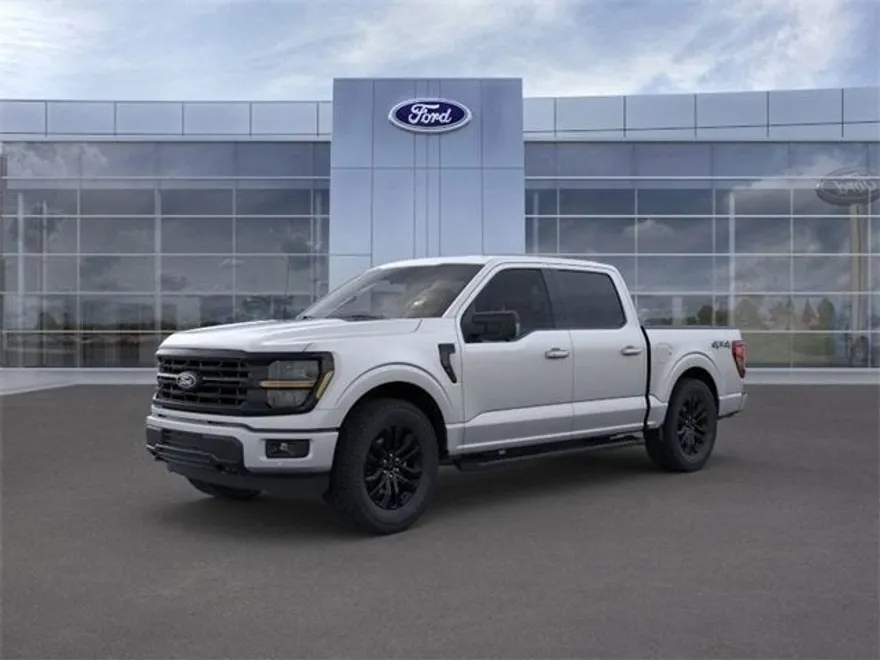 2025 Ford F-150 XLT photo 1