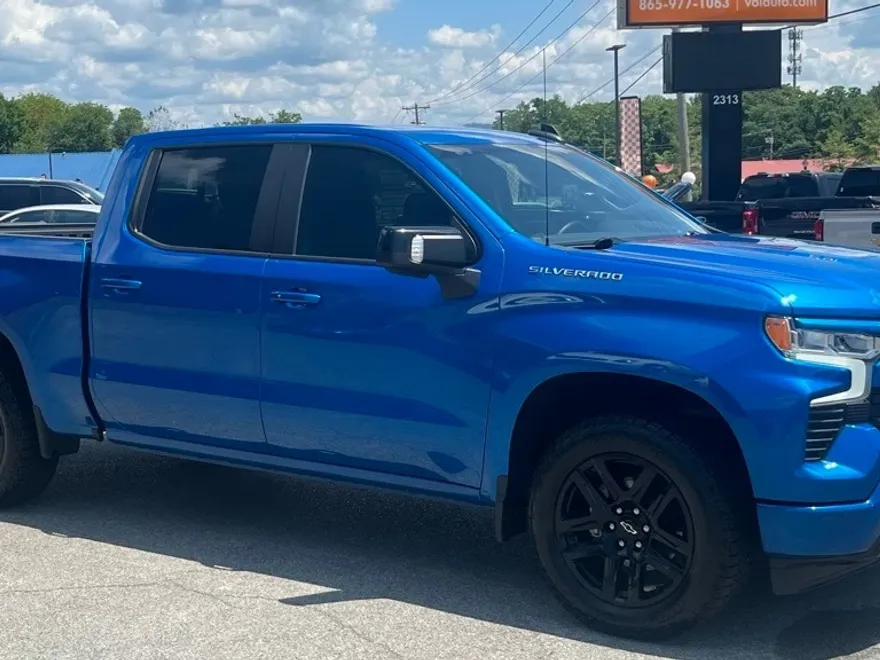 2022 Chevrolet Silverado 1500 RST photo 1
