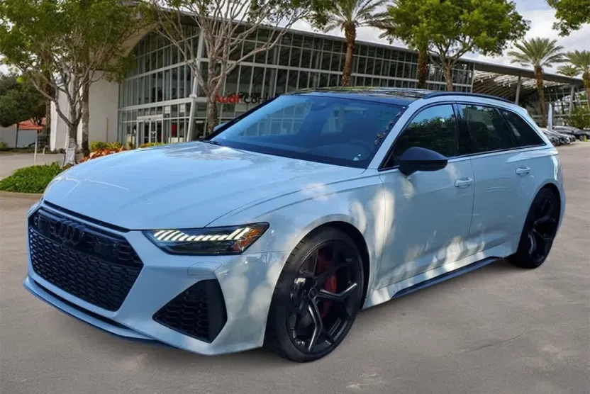 2025 Audi RS 6 Avant Performance photo 1