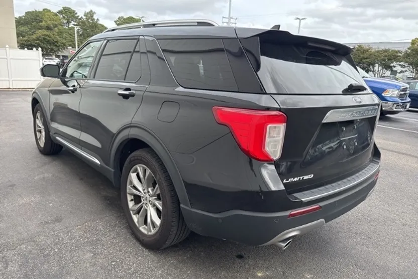 2022 Ford Explorer Limited photo 1