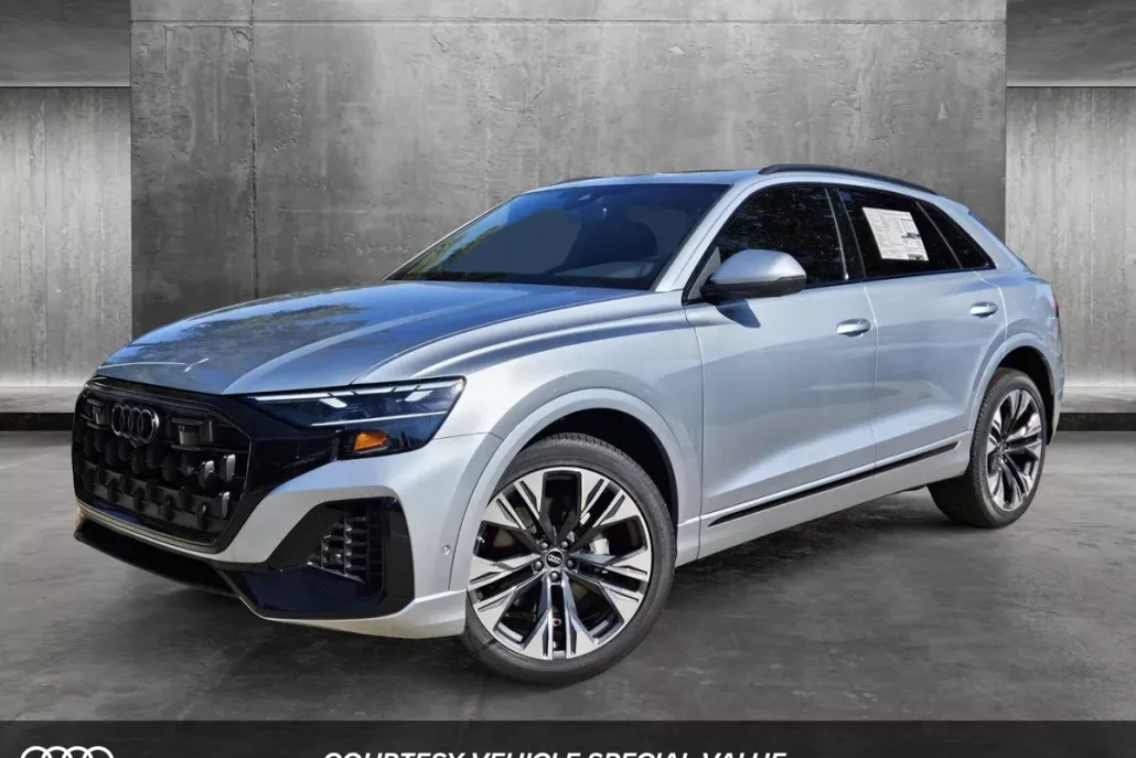 2025 Audi Q8 55 Premium photo 1