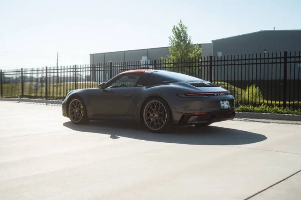 2022 Porsche 911 Targa 4 GTS photo 1