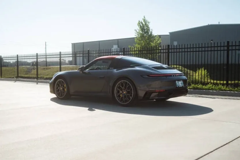 2022 Porsche 911 Targa 4 GTS photo 1