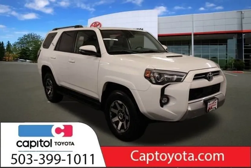 2024 Toyota 4Runner TRD Off-Road Premium photo 1