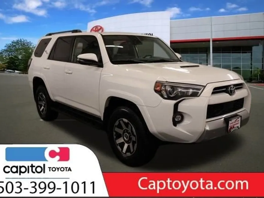 2024 Toyota 4Runner TRD Off-Road Premium photo 1