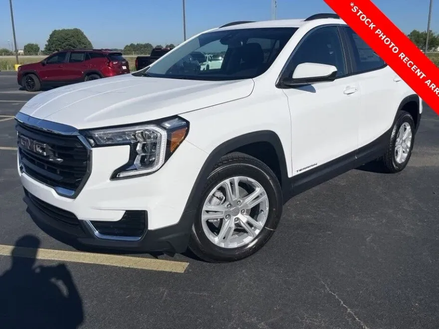 2024 Gmc Terrain AT4 photo 1