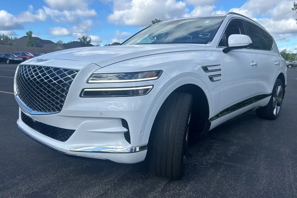 2023 Genesis GV80 3.5T Advanced photo 1