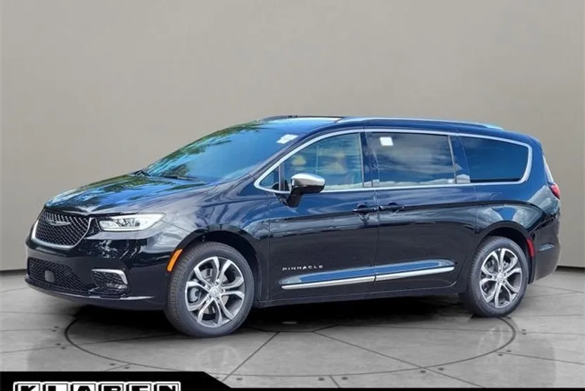 2026 Chrysler Pacifica Pinnacle photo 1
