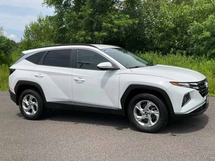 2022 Hyundai Tucson SEL photo 1